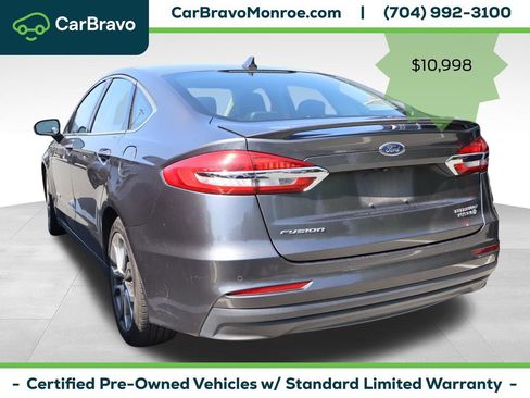 Used 2019 Ford Fusion Titanium FWD image 4
