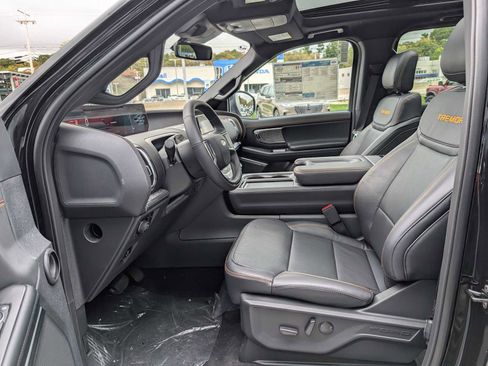 New 2025 Ford Expedition Tremor image 4