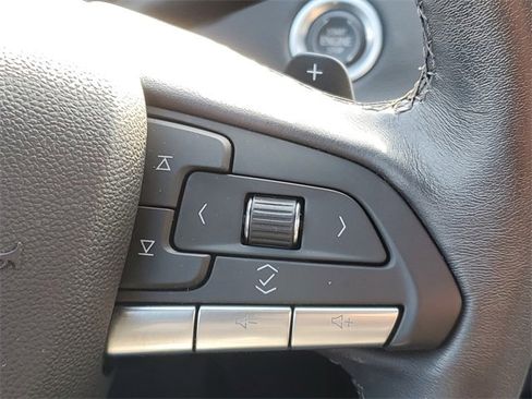 Certified 2023 Cadillac XT4 Premium Luxury w/ Cold Weather Package image 18