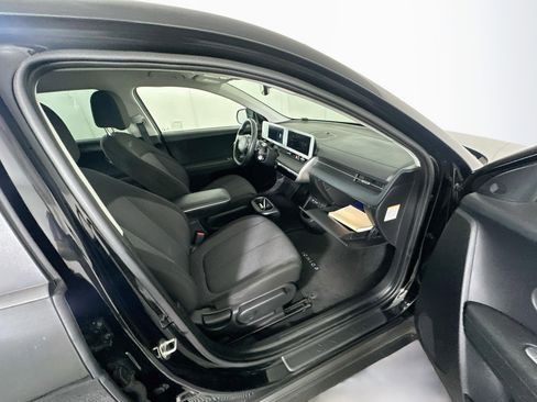 Used 2024 Hyundai Ioniq 5 SEL RWD image 31