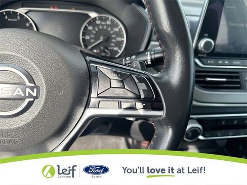 Used 2024 Nissan Altima 2.5 SR image 32