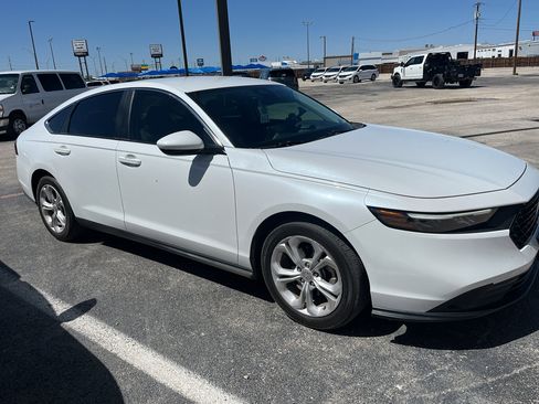 Used 2025 Honda Accord LX image 2