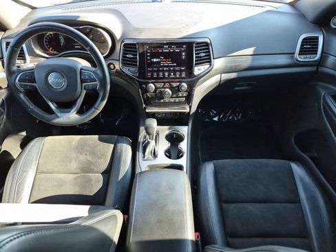 Used 2019 Jeep Grand Cherokee Altitude AWD/4WD image 26