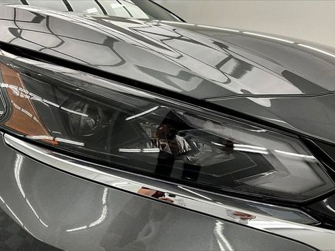 Used 2024 Nissan Altima 2.5 S image 29