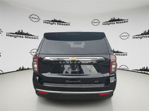 Used 2024 Chevrolet Suburban LT AWD/4WD image 4