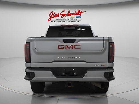 Used 2025 GMC Sierra 2500 AT4 w/ Technology Package image 5