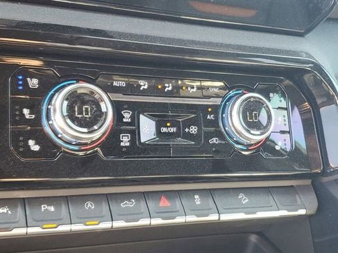 New 2026 GMC Sierra 1500 AT4 w/ AT4 Premium Package AWD/4WD image 23