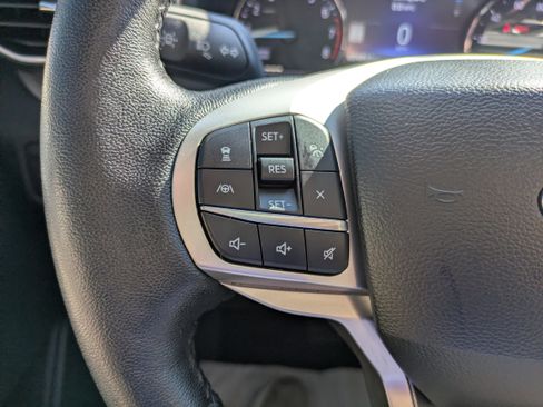 Used 2023 Ford Explorer XLT w/ Equipment Group 202A image 22