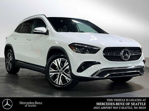 Certified 2025 Mercedes-Benz GLA 250 4MATIC image 1