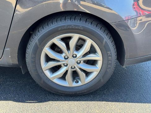 Used 2021 Kia Sedona EX FWD image 7