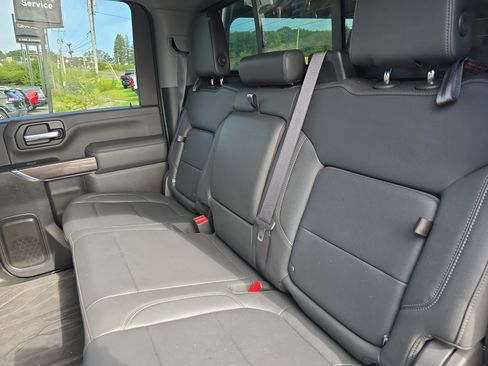 Used 2022 Chevrolet Silverado 2500 LTZ w/ LTZ Convenience Package AWD/4WD image 17