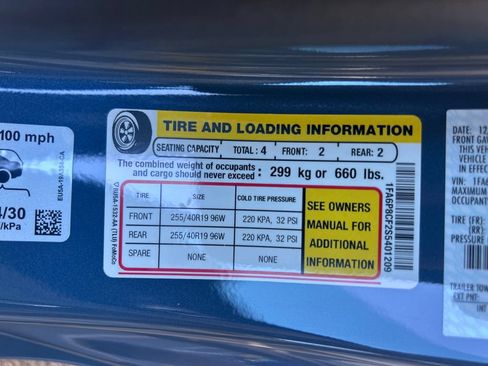 Used 2025 Ford Mustang GT Premium RWD image 35