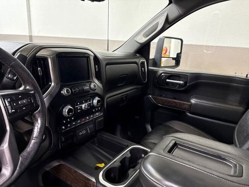 Used 2020 GMC Sierra 3500 Denali w/ Denali Ultimate Package image 19