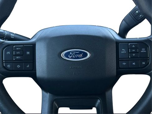 Used 2021 Ford F150 XLT AWD/4WD image 22