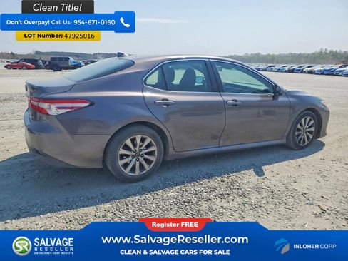 Used 2019 Toyota Camry LE image 4