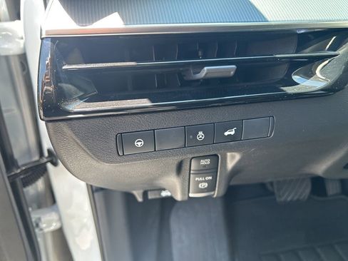Certified 2025 Nissan Murano SL AWD/4WD image 18