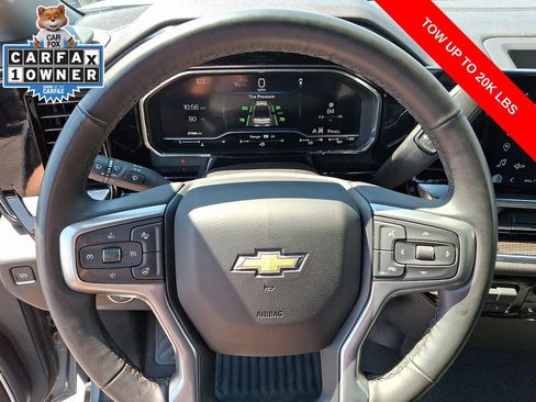 Used 2025 Chevrolet Silverado 2500 LT w/ Convenience Package AWD/4WD image 18