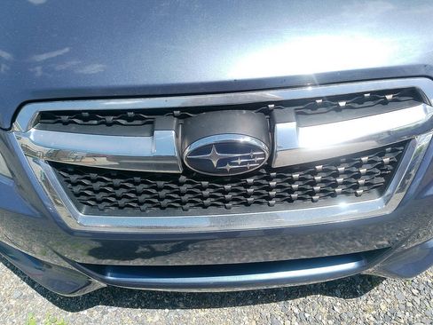 Used 2014 Subaru Legacy 2.5i Premium AWD/4WD image 9