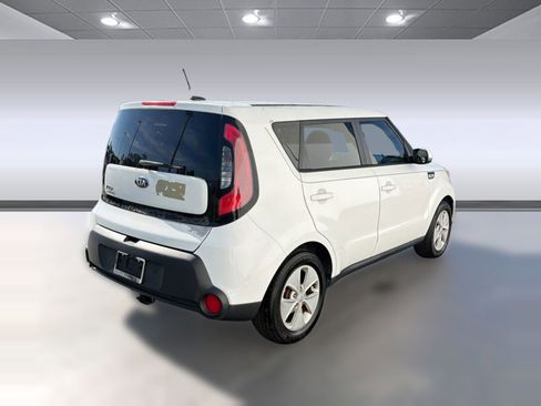 Used 2016 Kia Soul FWD image 8