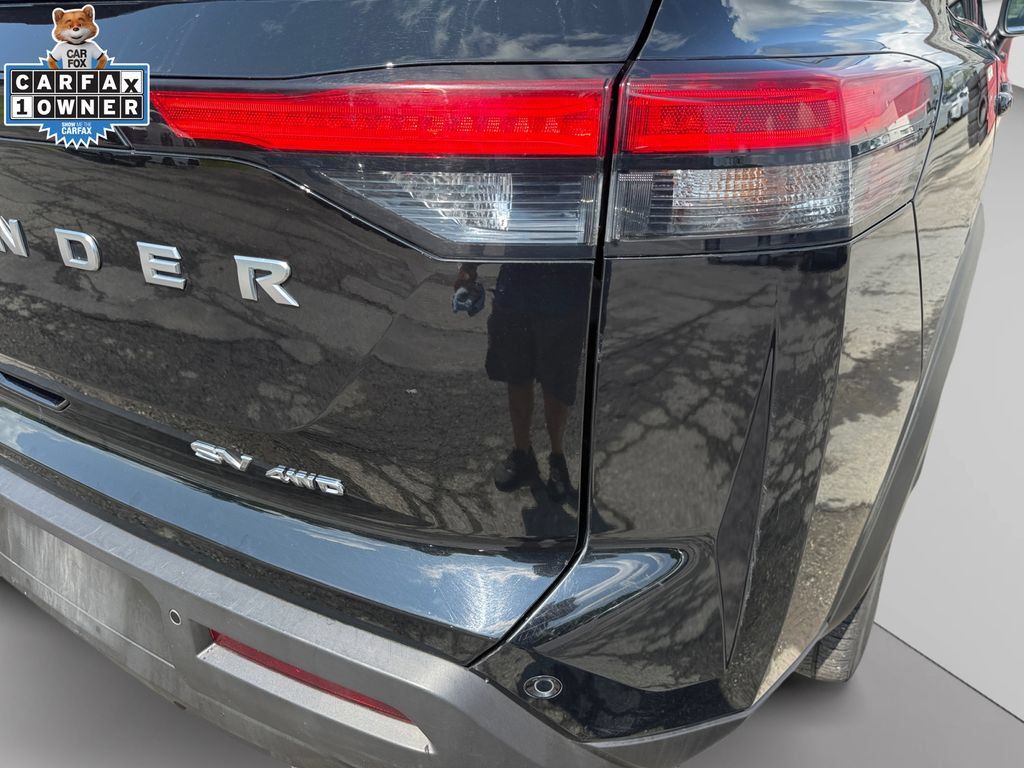 Certified 2024 Nissan Pathfinder SV AWD/4WD image 19