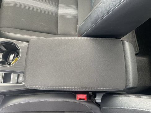 Used 2025 Honda Civic Sport image 27