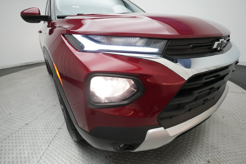 Used 2021 Chevrolet TrailBlazer LT w/ Convenience Package AWD/4WD image 22
