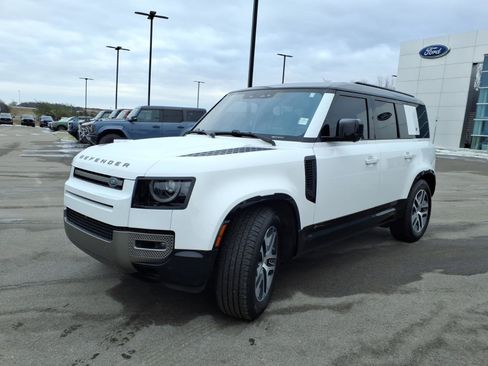 Used 2021 Land Rover Defender 110 X-Dynamic SE image 7