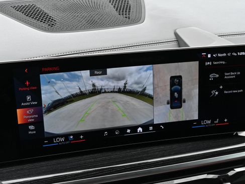 Certified 2026 BMW X6 M60i AWD/4WD image 18