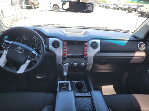Used 2016 Toyota Tundra SR5 AWD/4WD image 30