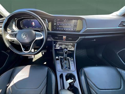 Used 2024 Volkswagen Jetta SEL image 15