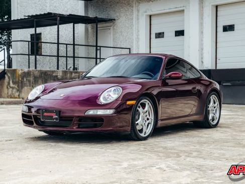 Used 2005 Porsche 911 Carrera S RWD image 5