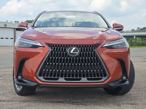 Used 2024 Lexus NX 350 AWD w/ Vision Package image 3