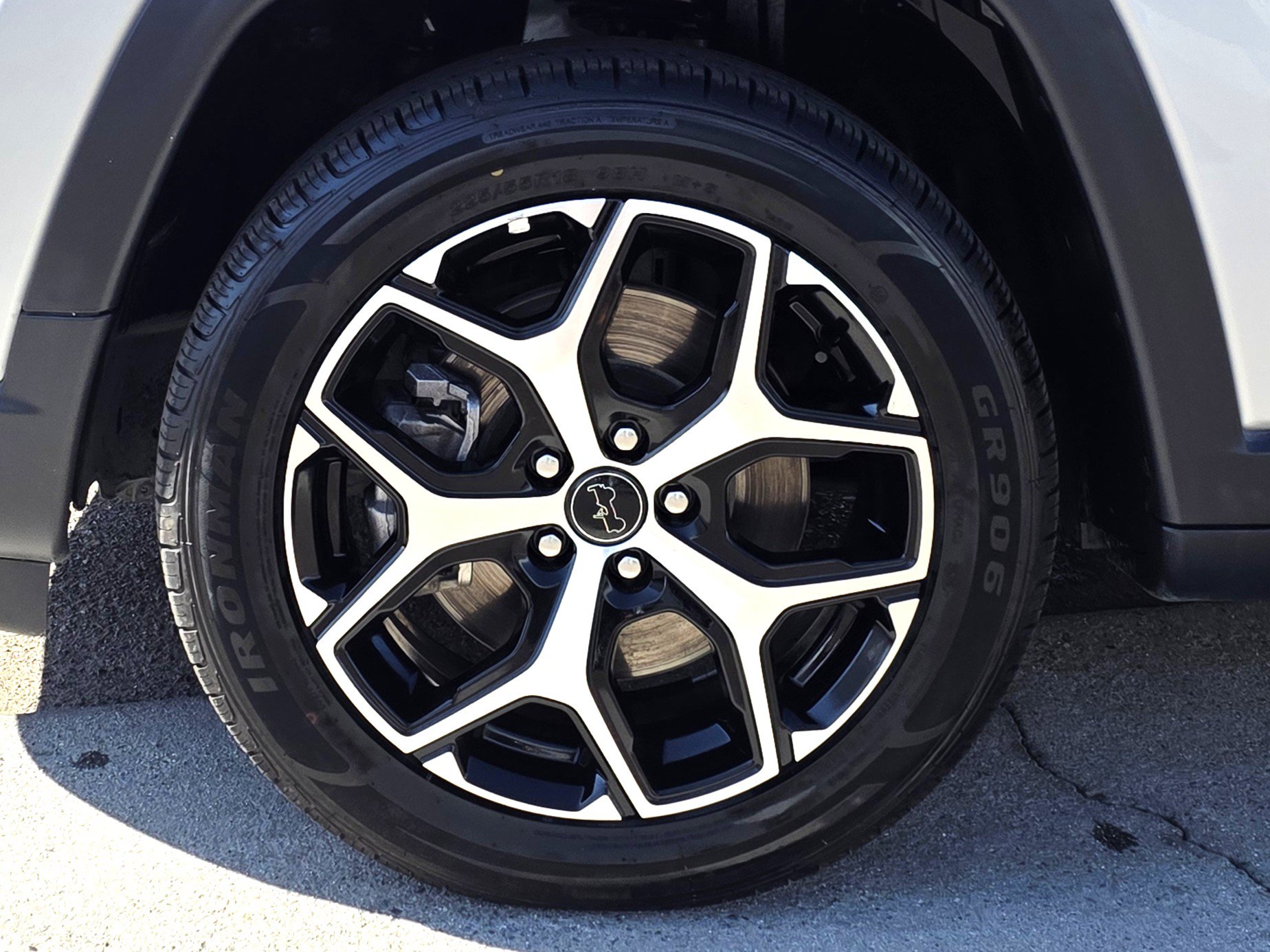 Certified 2025 Jeep Compass Limited AWD/4WD image 9