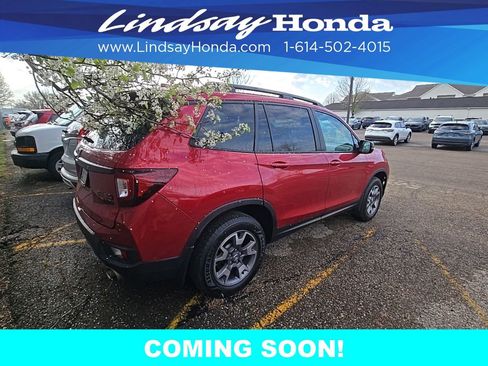 Used 2023 Honda Passport TrailSport image 3