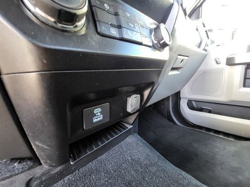 Used 2020 Ford F250 XLT image 13