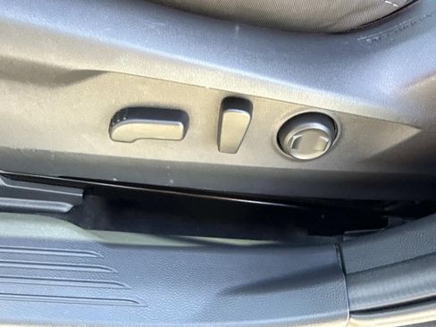 Certified 2025 Subaru Outback Premium AWD/4WD image 23
