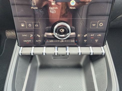 New 2026 GMC Terrain Elevation w/ Elevation Premium Package image 30