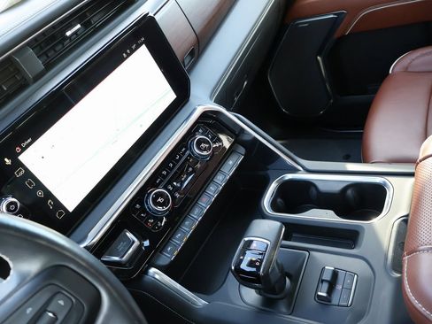 Used 2024 GMC Sierra 1500 Denali Ultimate image 22