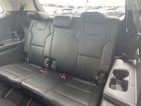Used 2022 Kia Telluride LX image 12