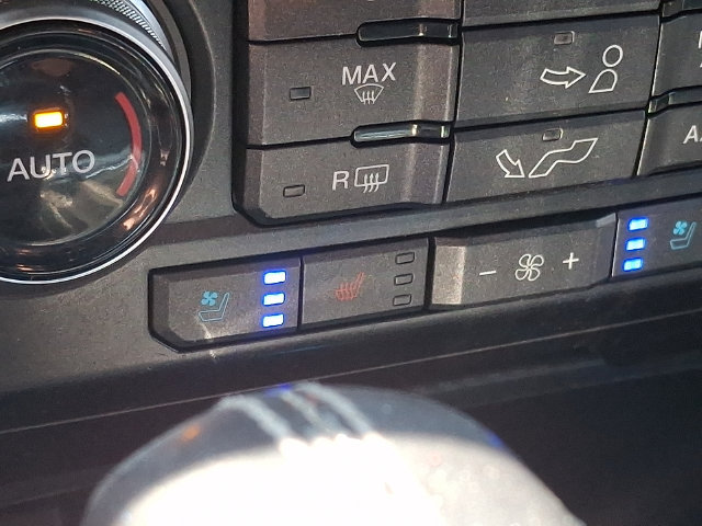 Used 2018 Ford F150 Lariat w/ Equipment Group 502A Luxury AWD/4WD image 24