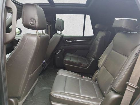 Used 2021 GMC Yukon Denali w/ Denali Premium Package image 20