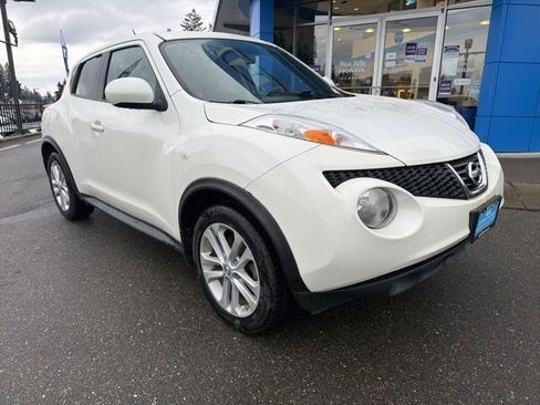 Used 2014 Nissan Juke SL image 2