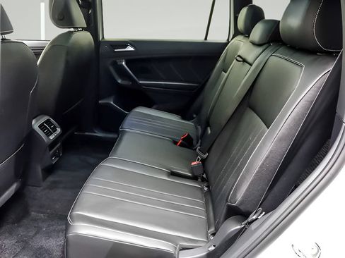 Used 2023 Volkswagen Tiguan SE R-Line AWD/4WD image 11