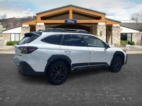 Used 2024 Subaru Outback Onyx Edition AWD/4WD image 5