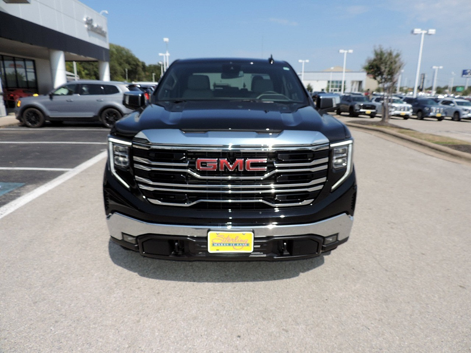 Certified 2023 GMC Sierra 1500 SLT AWD/4WD image 2
