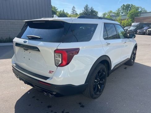 Used 2024 Ford Explorer ST w/ Equipment Group 401A AWD/4WD image 5