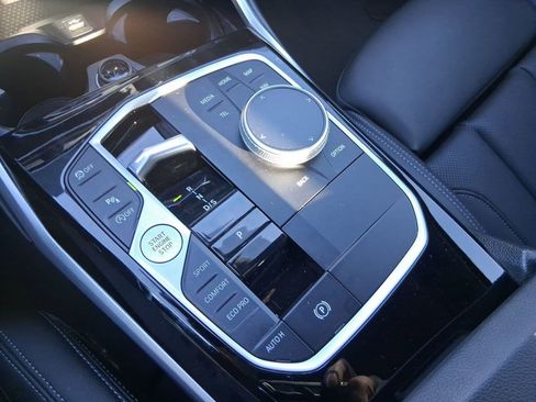 Certified 2023 BMW 330i Sedan w/ Convenience Package image 18