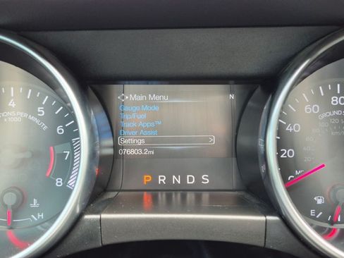 Used 2019 Ford Mustang Premium RWD image 10