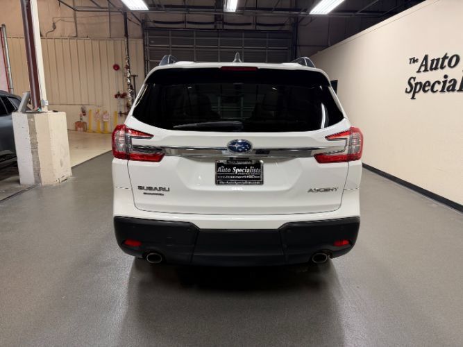 Used 2025 Subaru Ascent Premium AWD/4WD image 4