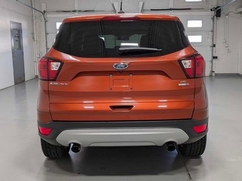 Used 2019 Ford Escape SE AWD/4WD image 9